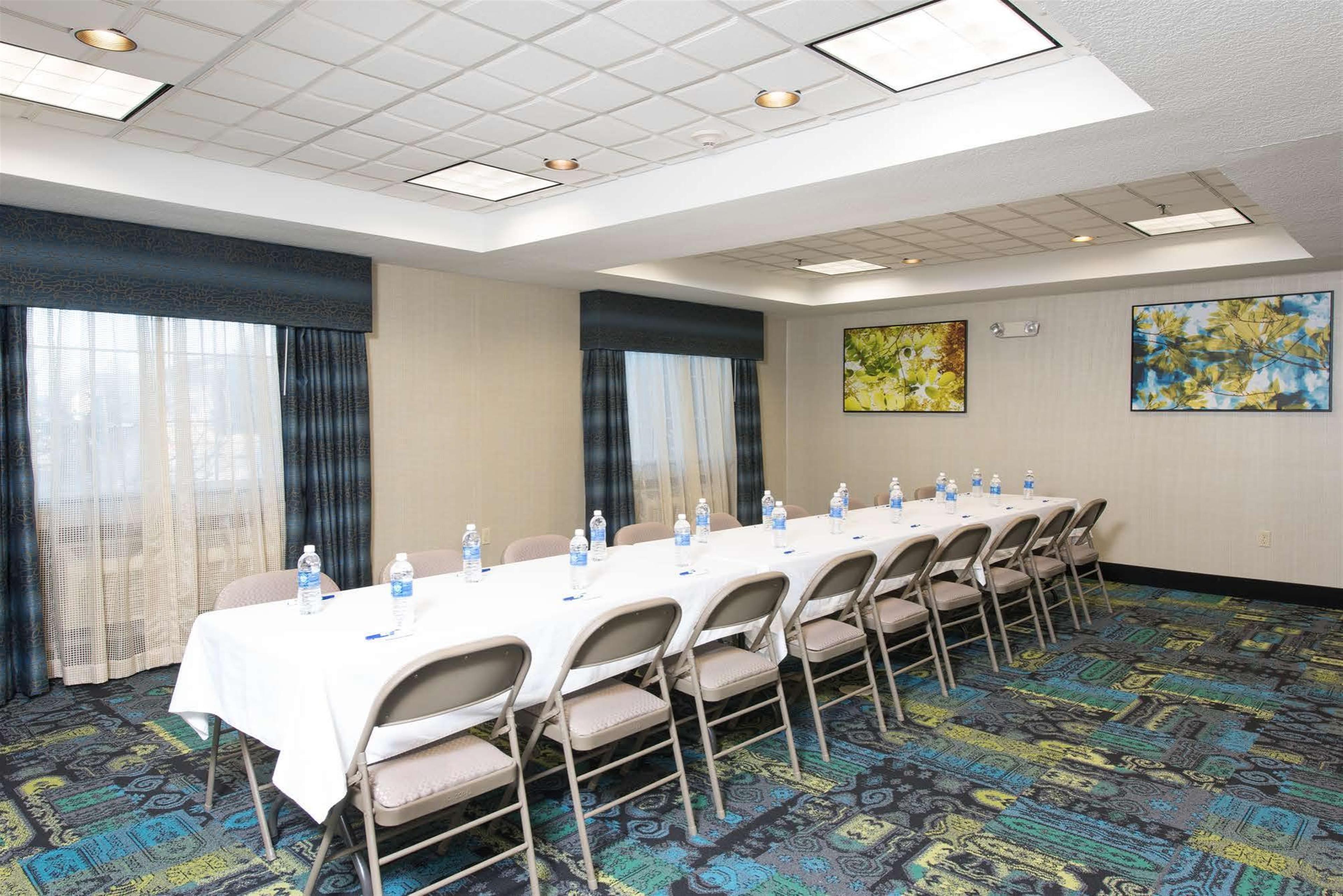 Holiday Inn Express & Suites Danville By Ihg Exterior foto
