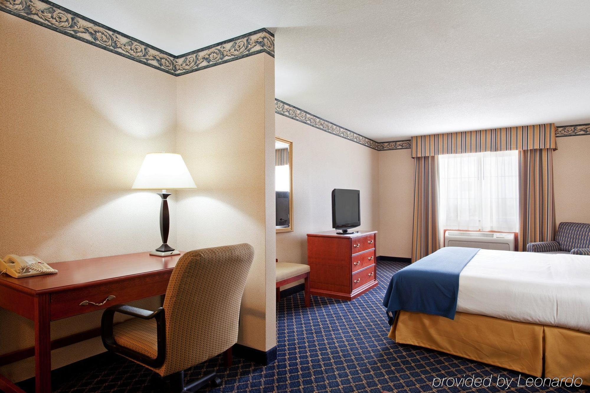 Holiday Inn Express & Suites Danville By Ihg Zimmer foto