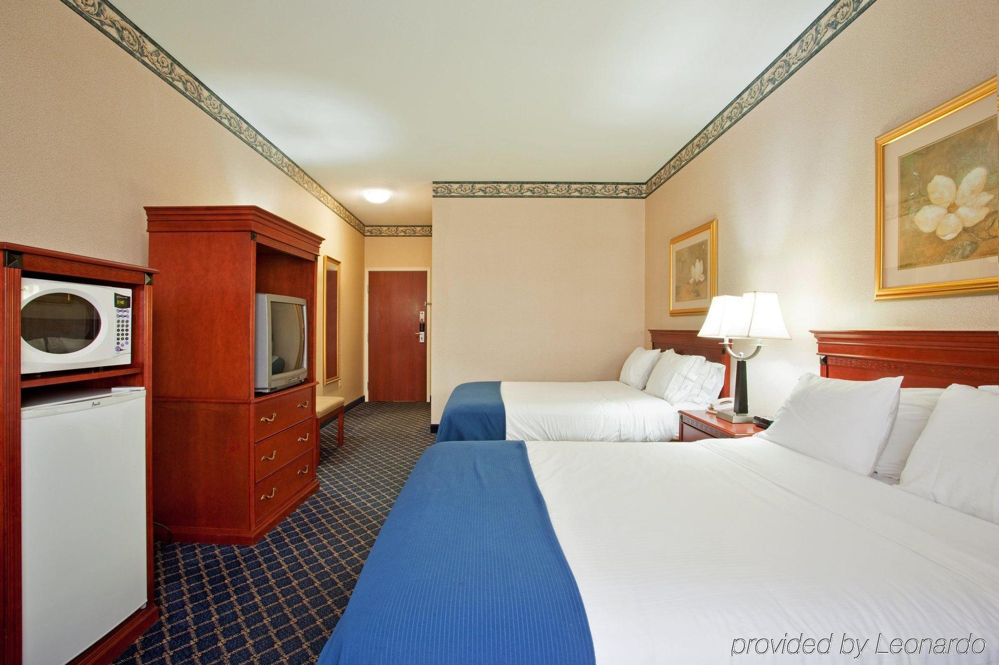 Holiday Inn Express & Suites Danville By Ihg Zimmer foto